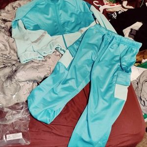 Beautiful color jogger set